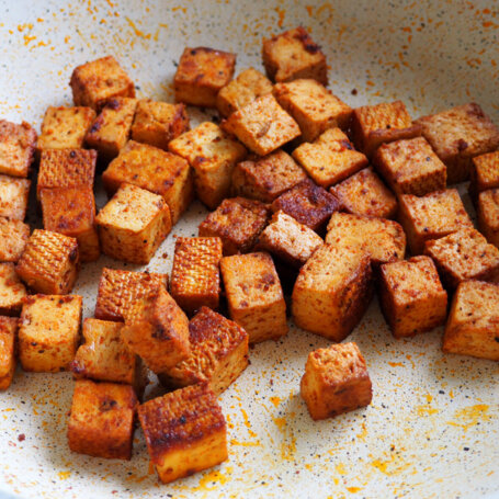 Krok 2 - Podwójny lunchbox wegetariański z kaszą i tofu foto