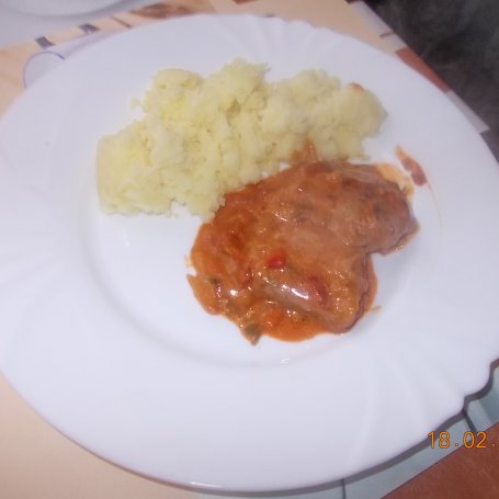 Krok 8 - Polędwica duszona z warzywami w sosie foto