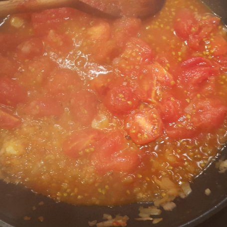 Krok 4 - Polędwica z dorsza z salsą pomidorową i szynką parmeńską foto