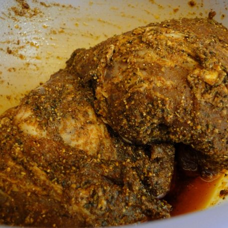 Krok 1 - Polędwiczka wieprzowa pieczona z czerwoną cebulą i cytryną foto