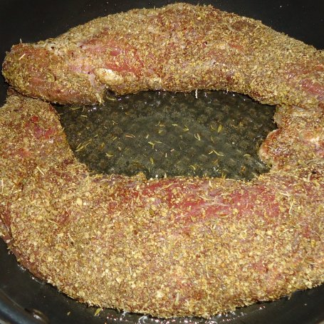 Krok 1 - Polędwiczki wieprzowe w kremowym sosie marchewkowym foto
