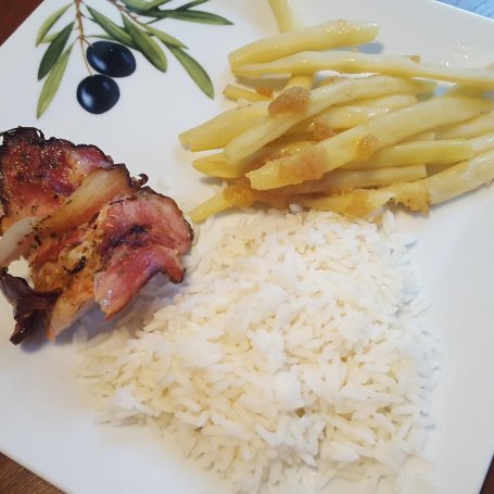 Krok 8 - Polędwiczki wieprzowe z żółtą fasolką i ryżem foto