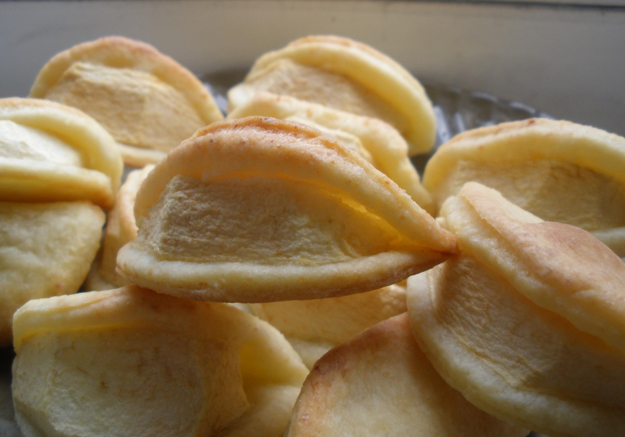 Półfrancuskie ciasteczka serowe z jabłkiem foto