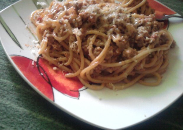 Fotografia przedstawiająca Polly Spaghetti z sosem bolońskim - mocno doprawione;)
