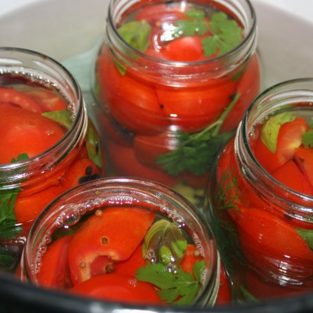 Krok 6 - Połówki pomidorów z bazylią foto