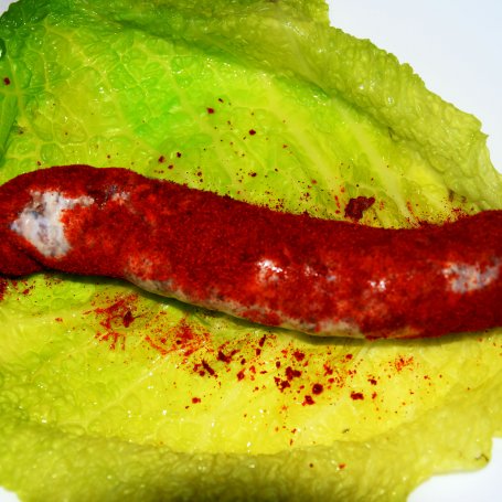Krok 3 - Polska biała kiełbasa w kapuście włoskiej foto