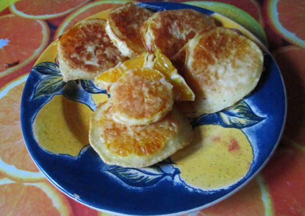 Fotografia przedstawiająca Pomarańcza w cieście