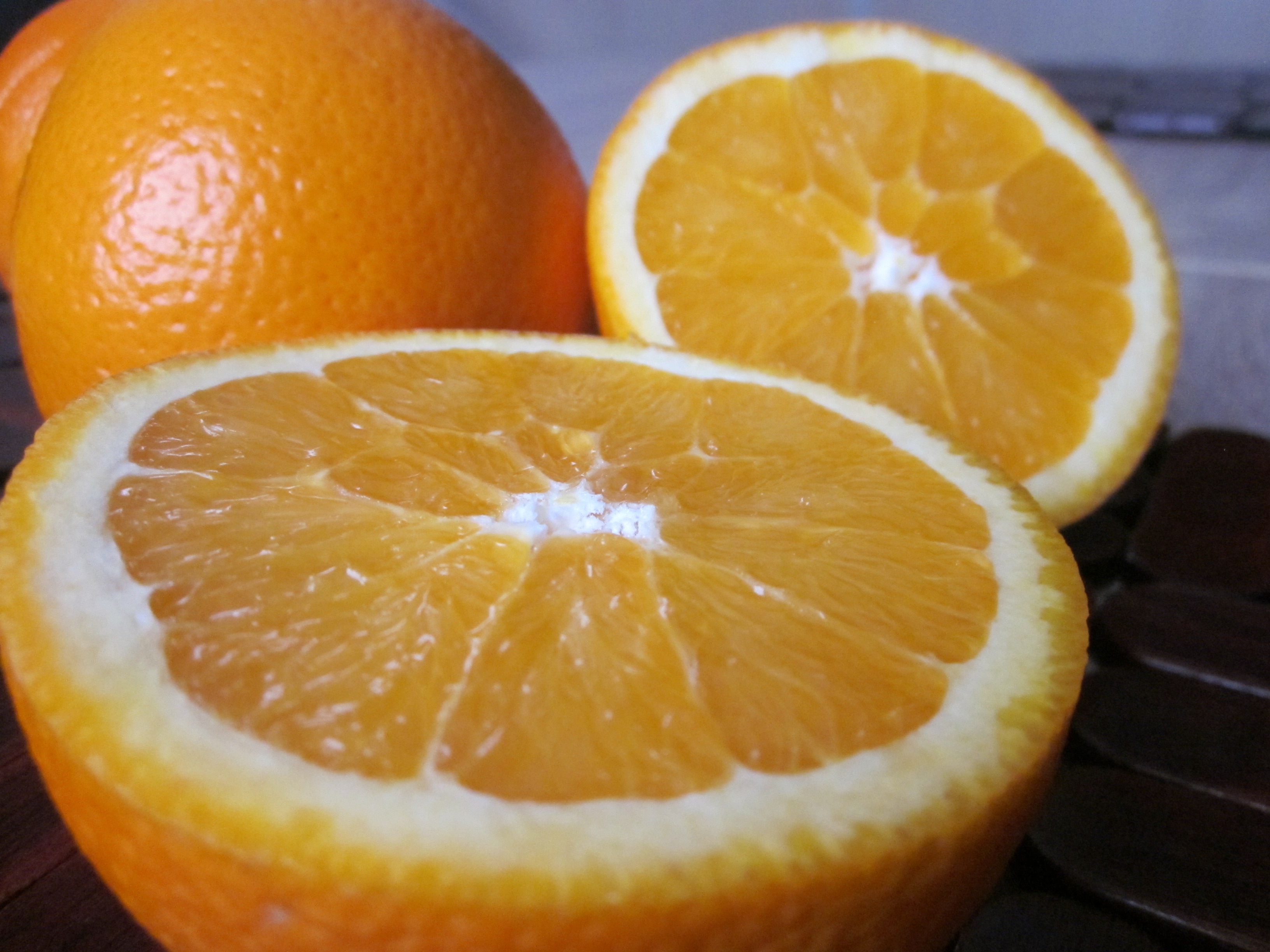 Pomarańcze - owoce pachnące słońcem 