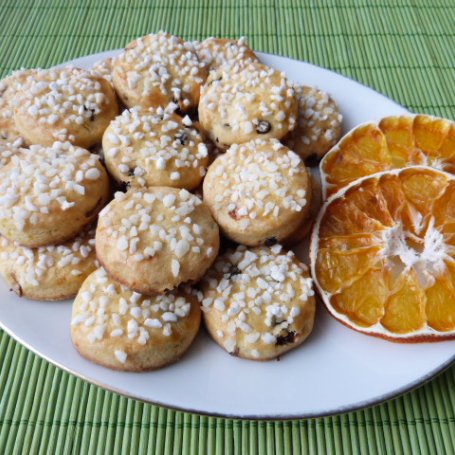 Krok 4 - Pomarańczowe ciasteczka z rodzynkami foto