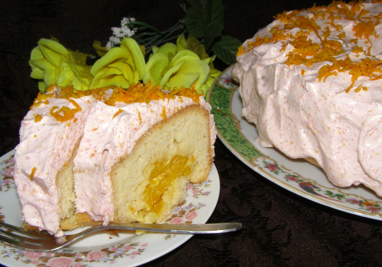 pomarańczowe ciasto z kremem śmietanowym... foto