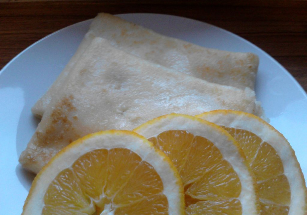 Pomarańczowe naleśniki z serem foto
