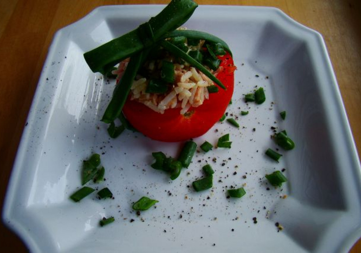 Pomidor nadziewany ryżem foto