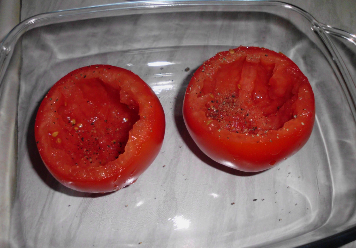 Pomidor z jajkiem foto