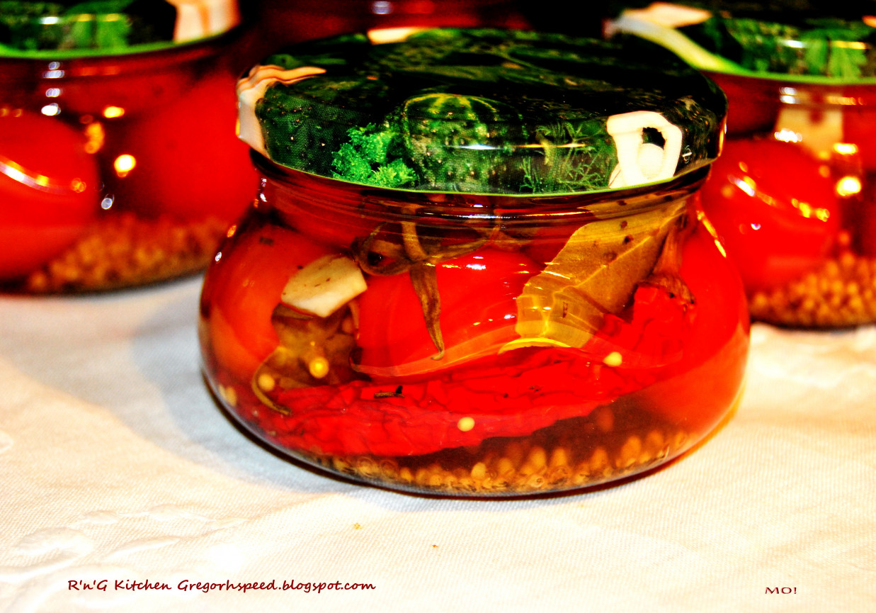 Pomidorki koktajlowie w pikantnej zalewie foto