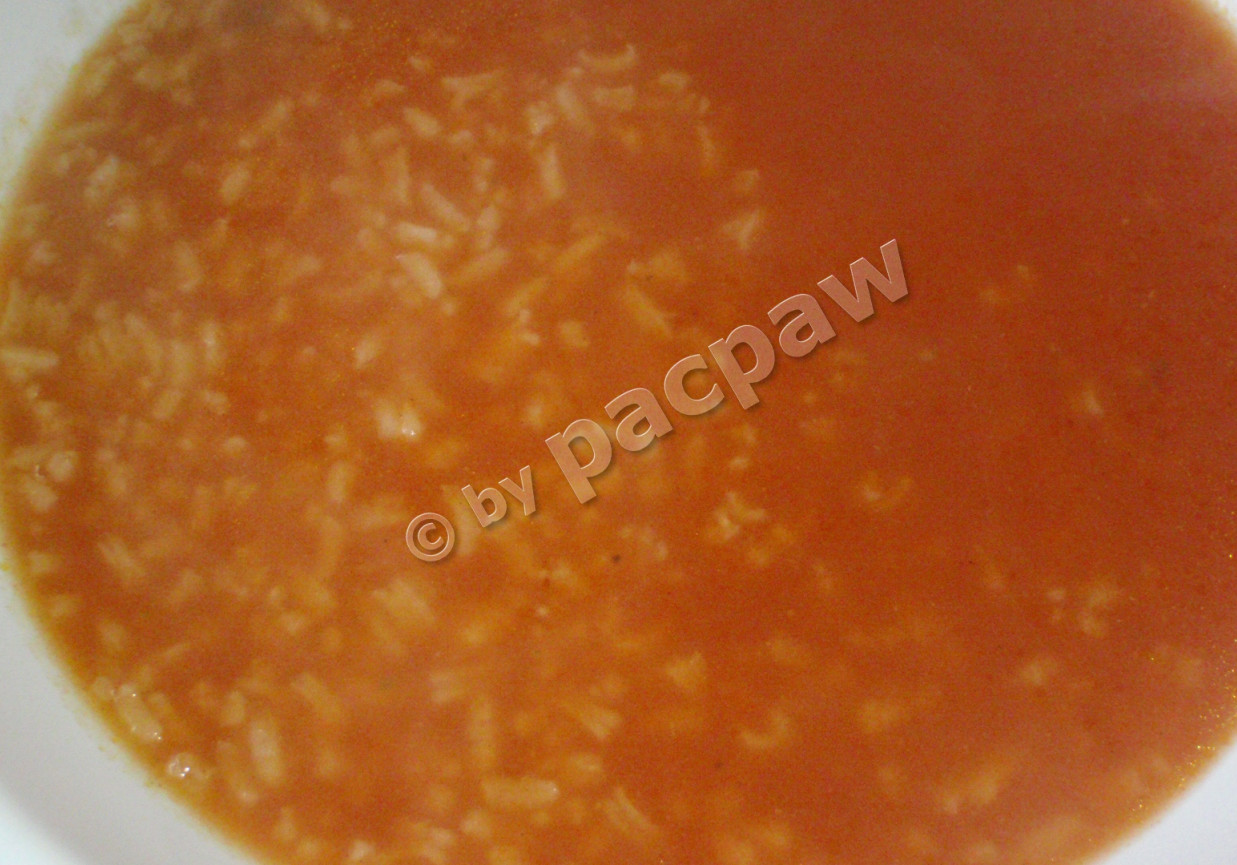 Pomidorowa gotowana z ryżem foto