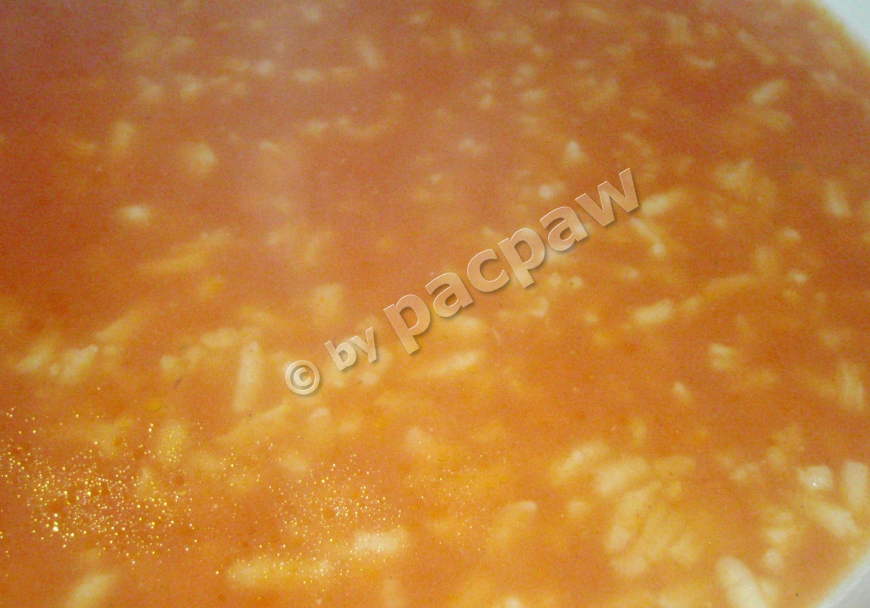 Pomidorowa gotowana z ryżem foto