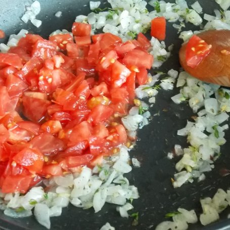 Krok 1 - Pomidorowa kasza orkiszowa z bobem foto