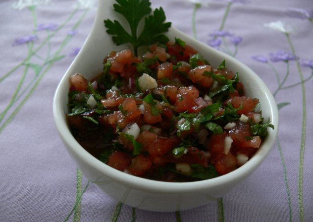 Fotografia przedstawiająca Pomidorowa salsa