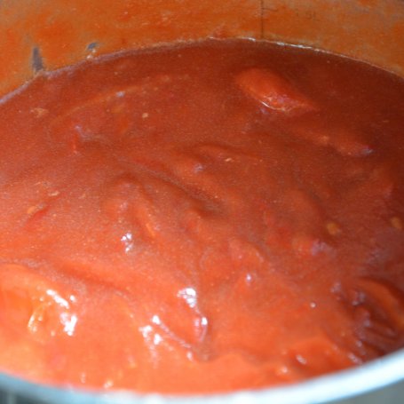 Krok 2 - Pomidorowa z bazylią i mozzarellą foto