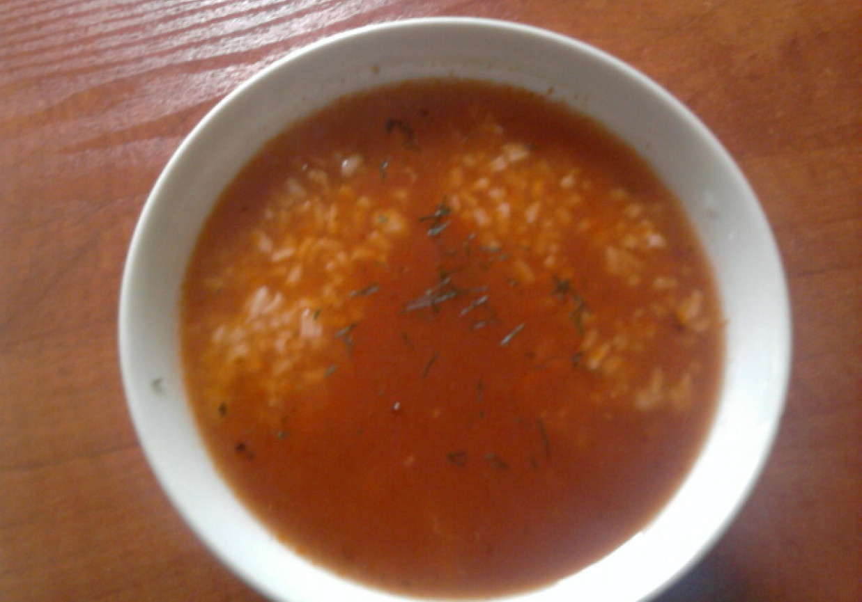 pomidorowa z ryżem foto