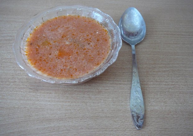 Fotografia przedstawiająca pomidorowa z ryżem