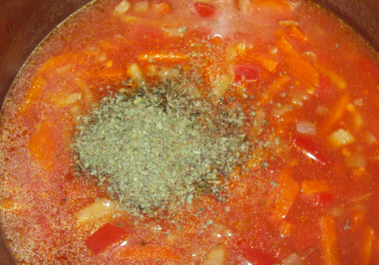 Pomidorowa z soczewicą foto