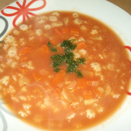 Krok 5 - Pomidorowa z soku z gwiazdkami foto