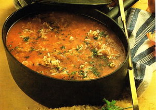 Fotografia przedstawiająca Pomidorowa zupa - krem z ryżem