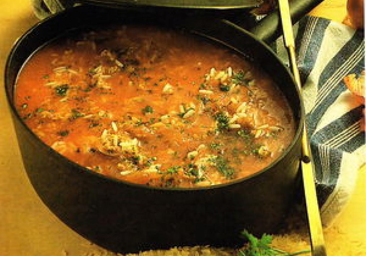 Pomidorowa zupa - krem z ryżem foto