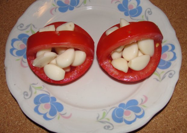 Fotografia przedstawiająca Pomidorowe koszyczki