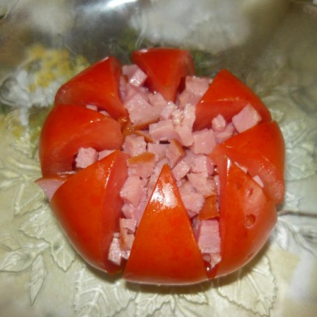 Krok 4 - Pomidorowe rozety foto