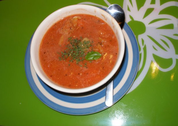Fotografia przedstawiająca Pomidorówka ekspresowa