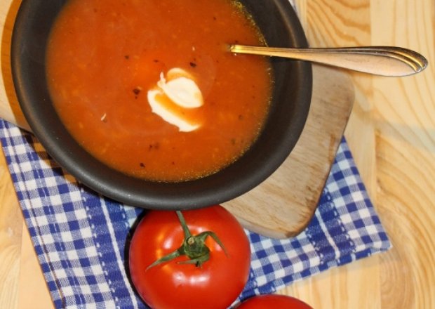 Fotografia przedstawiająca Pomidorówka pomidorowa