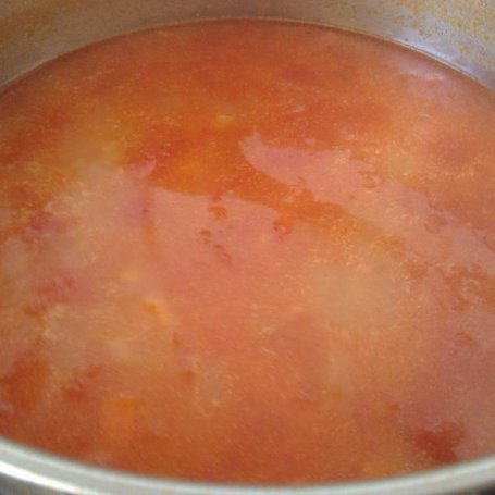 Krok 6 - Pomidorówka z duszonymi pomidorami  foto