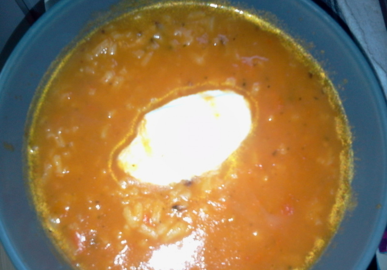 Pomidorówka z ryżem foto