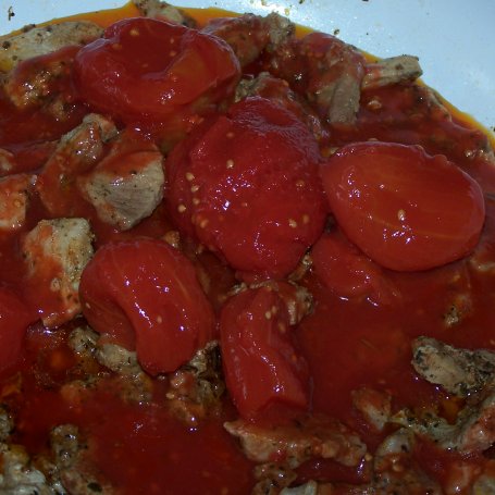 Krok 2 - Pomidorowy gulasz, czyli mięsko z ryżem foto
