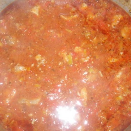 Krok 4 - Pomidorowy gulasz. foto