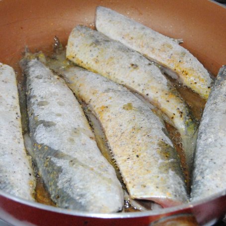 Krok 4 - Pomidorowy śledź foto