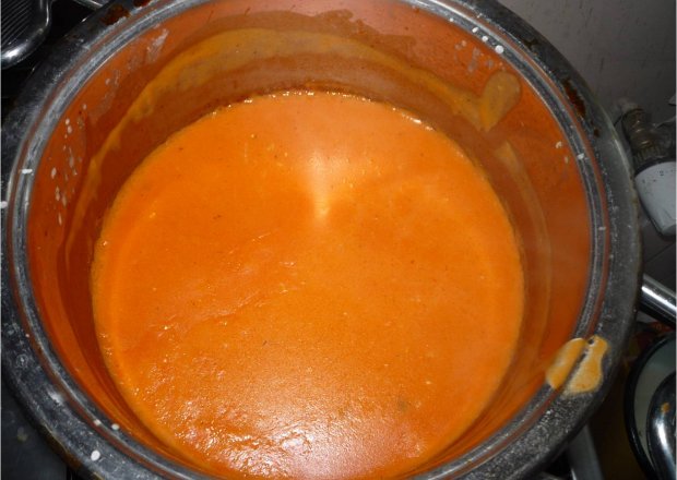 Fotografia przedstawiająca Pomidorowy sos do gołąbków mamusi.