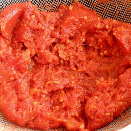 Krok 4 - Pomidory duszone i sok - do słoików foto
