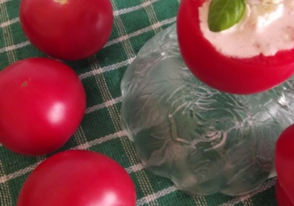 Pomidory faszerowane fetą foto