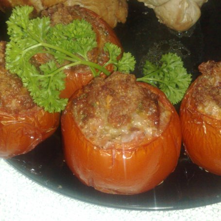 Krok 5 - pomidory faszerowane mięsem i mozarellą foto