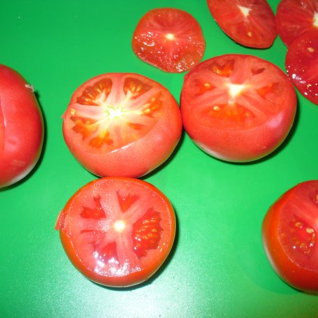 Krok 4 - Pomidory faszerowane  ryżem i kalarepką  foto