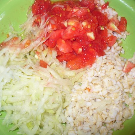 Krok 5 - Pomidory faszerowane  ryżem i kalarepką  foto
