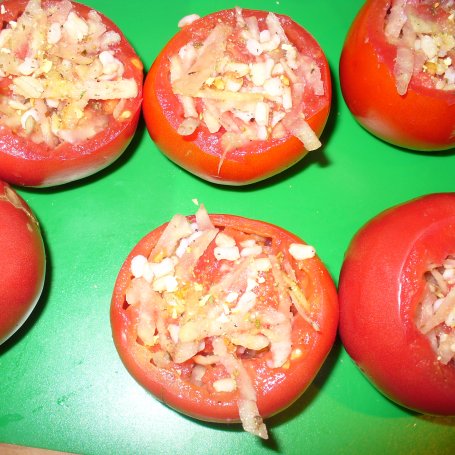 Krok 7 - Pomidory faszerowane  ryżem i kalarepką  foto