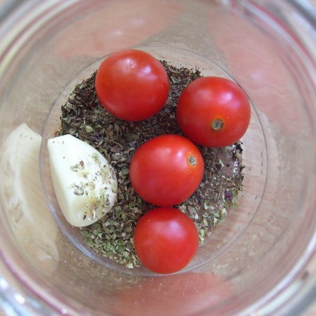 Krok 1 - Pomidory koktajlowe w zalewie ziołowej foto