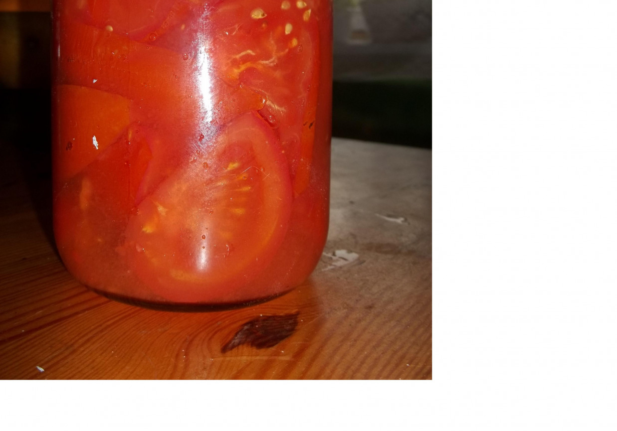 pomidory na zupe foto