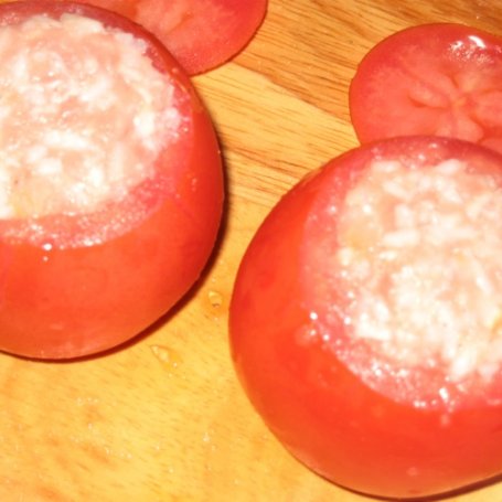 Krok 2 - Pomidory nadziewane mięsęm i ryżem foto