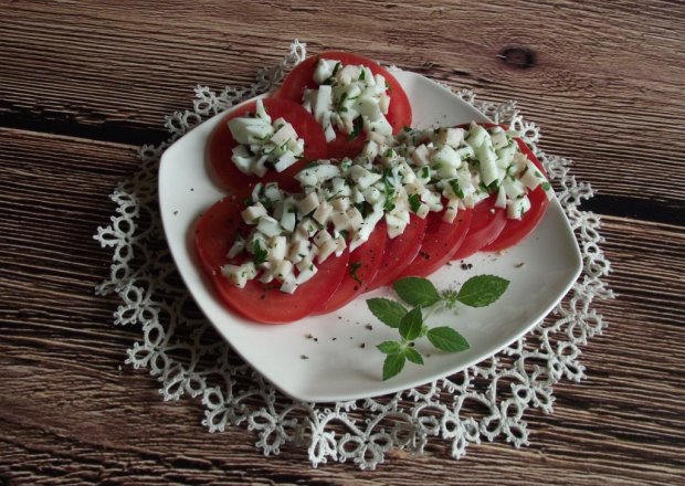 Fotografia przedstawiająca Pomidory pod proteinową pierzynką