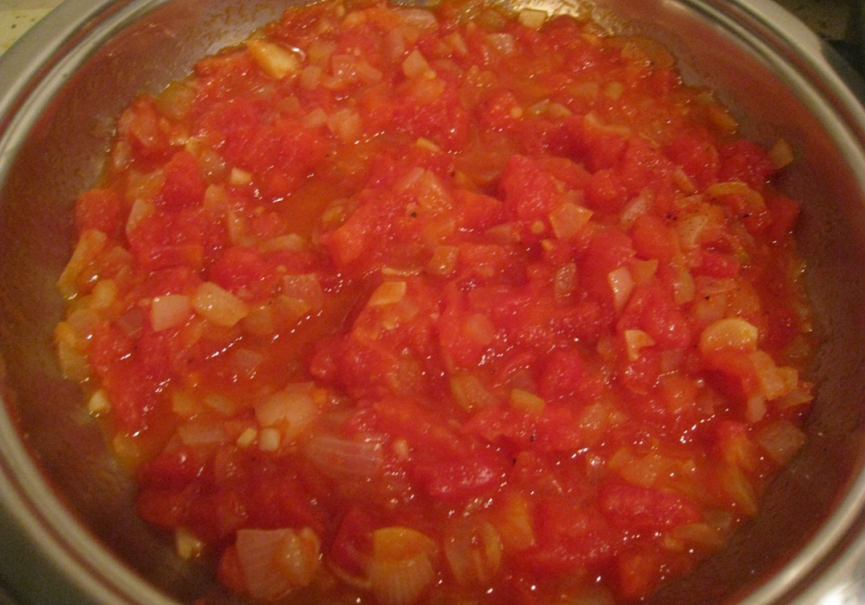 Pomidory smażone z cebulką foto